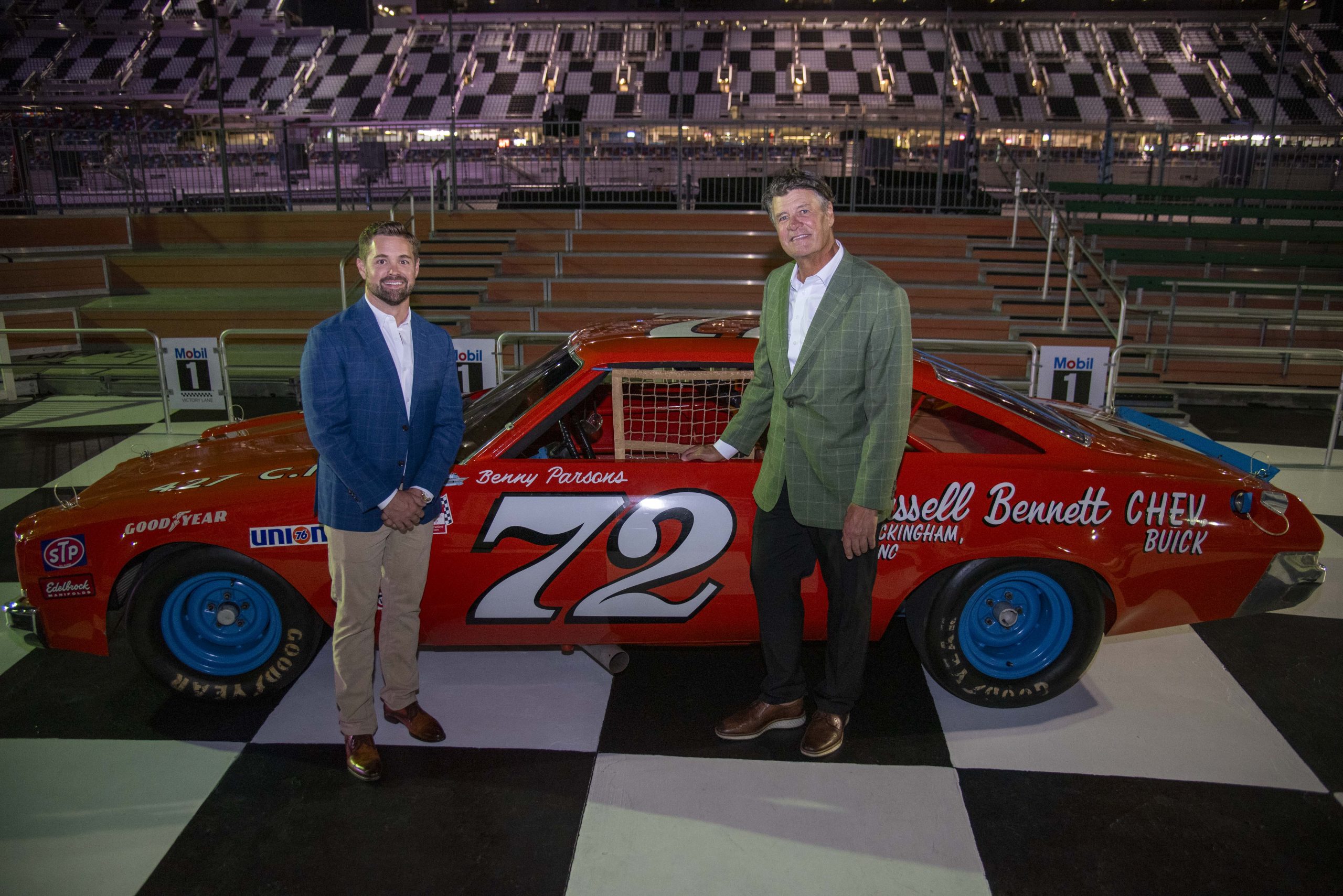 SMA Healthcare Foundation’s “Photo Finish” Dinner Raises Record $480,000 to Bring New West Volusia Outpatient Center to Life